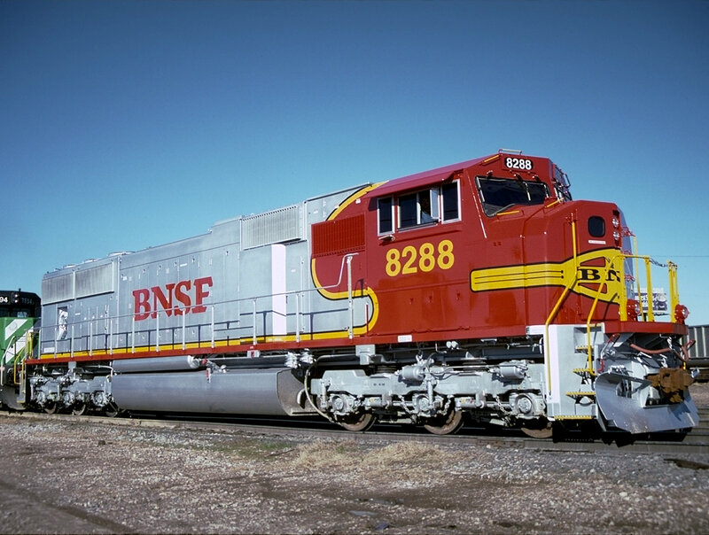 BNSF8288XL.JPG