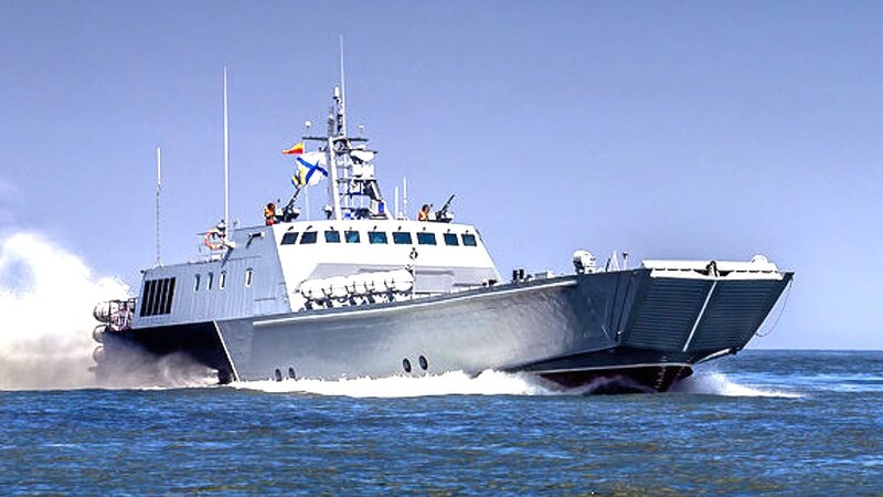 Project 21820 landing craft of Russia go to Crimea