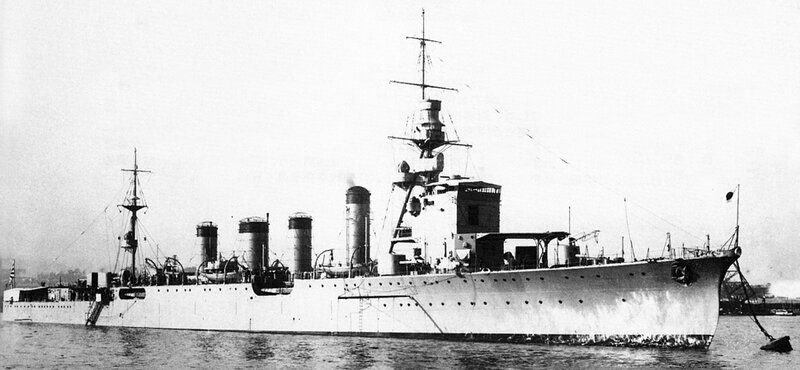 Japanese_cruiser_Naka