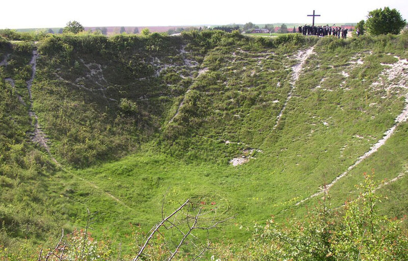 Lochnagar_Crater_Ovillers