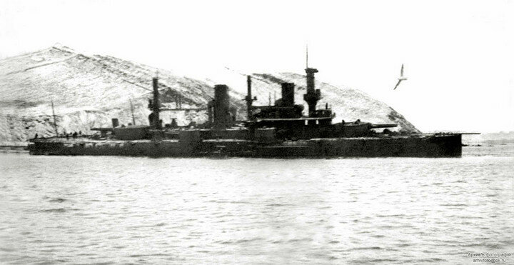 0_636d7_92fb16e5_XL.jpg