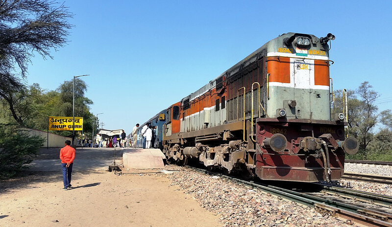 IR WDM3A 18942 59707 APH 110318 | Monstrous Ludhiana WDM3A 1… | Flickr