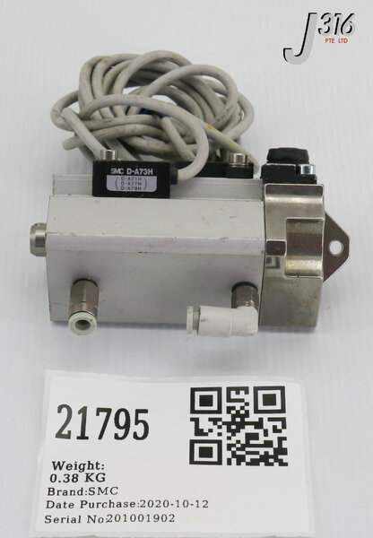 21795 SMC PNEUMATIC CYLINDER W/ D-F79 & D-A73H CDQ2B20-30D – J316Gallery