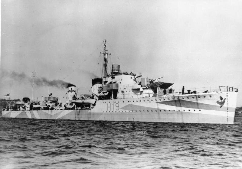 HMS_Harvester_(H19).jpg