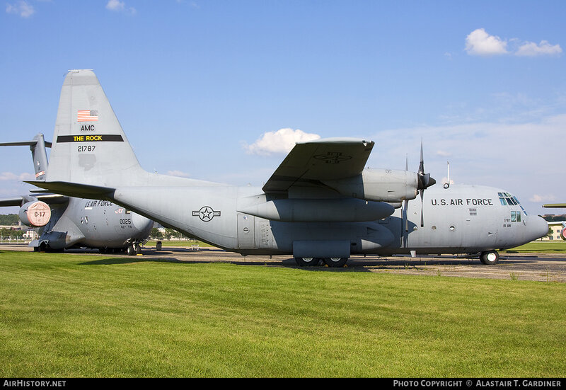 Aircraft Photo of 62-1787 / 21787 | Lockheed C-130E Hercules (L-382) | USA  - Air