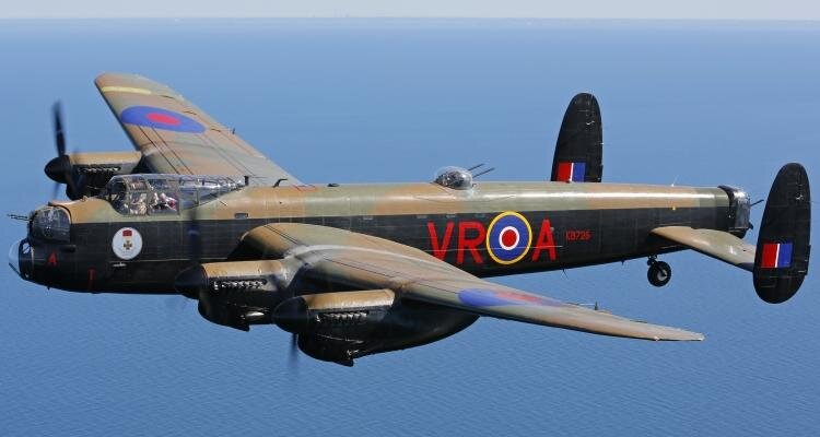 Avro_Lancaster_405.jpg