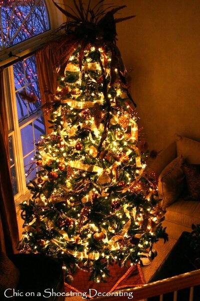Warm Christmas tree... | Christmas :> | Pinterest | Fancy tree, Christmas  tree decorations, Tree decorations