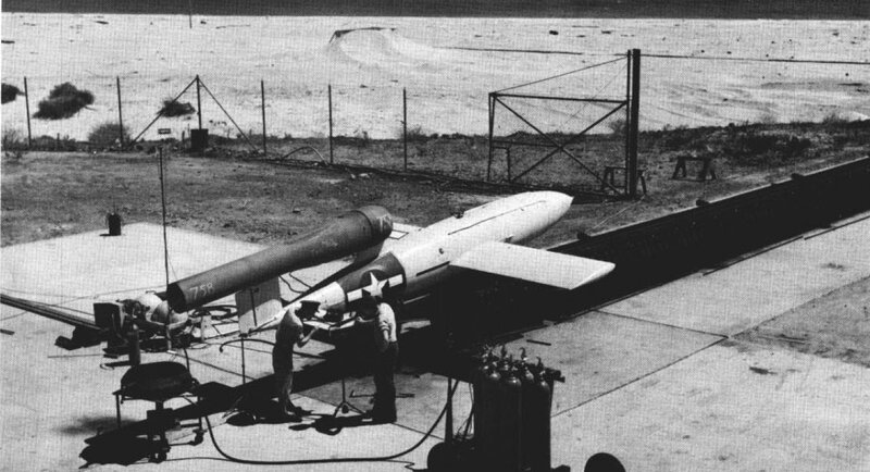 JB-2_Loon_before_launch_at_PMTC_Point_Mu