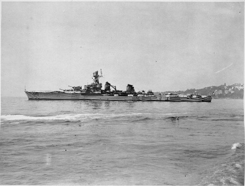 Файл:Gloire at Naples 1944 IWM A 24997.jpg