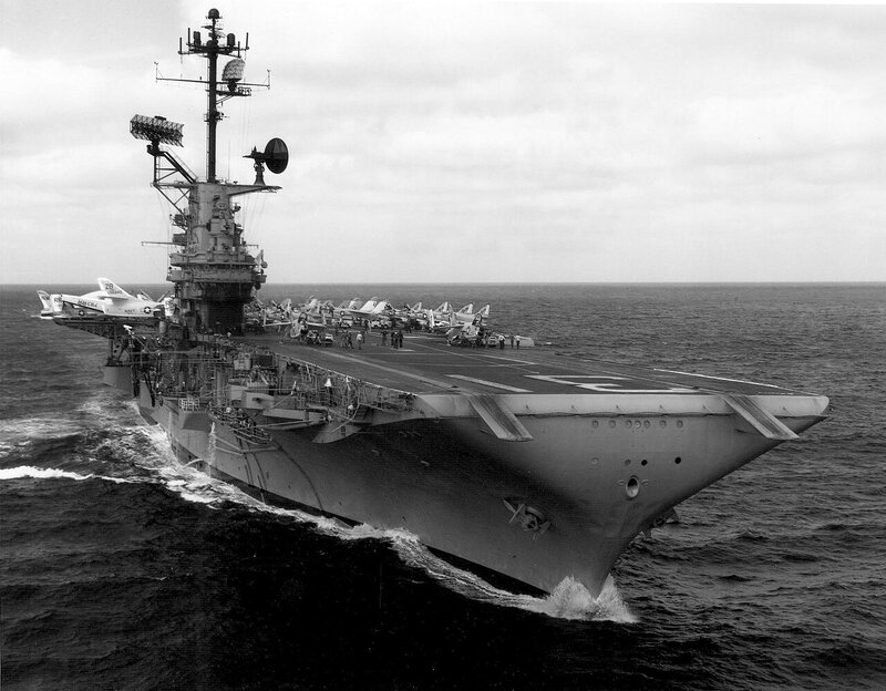 1280px-USS_Bon_Homme_Richard_(CVA-31)_un